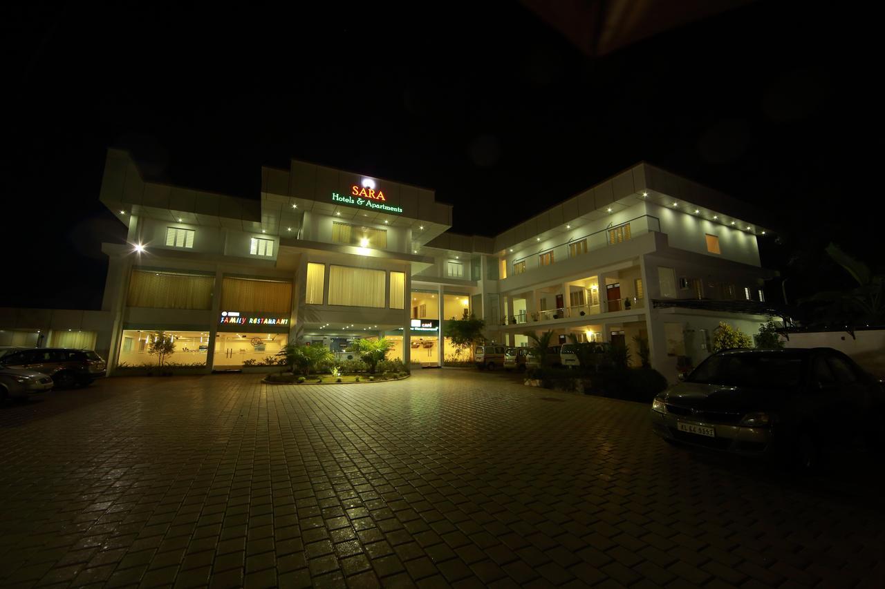 Sara Hotels And Apartments Недумбассери Экстерьер фото
